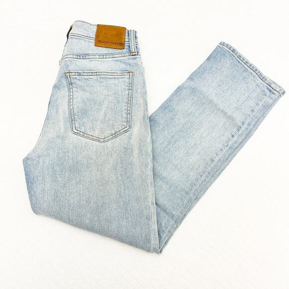 Denim Forum The Arlo High Rise Straight Light Wash Denim Jeans Size 28L x 26 - Picture 8 of 8